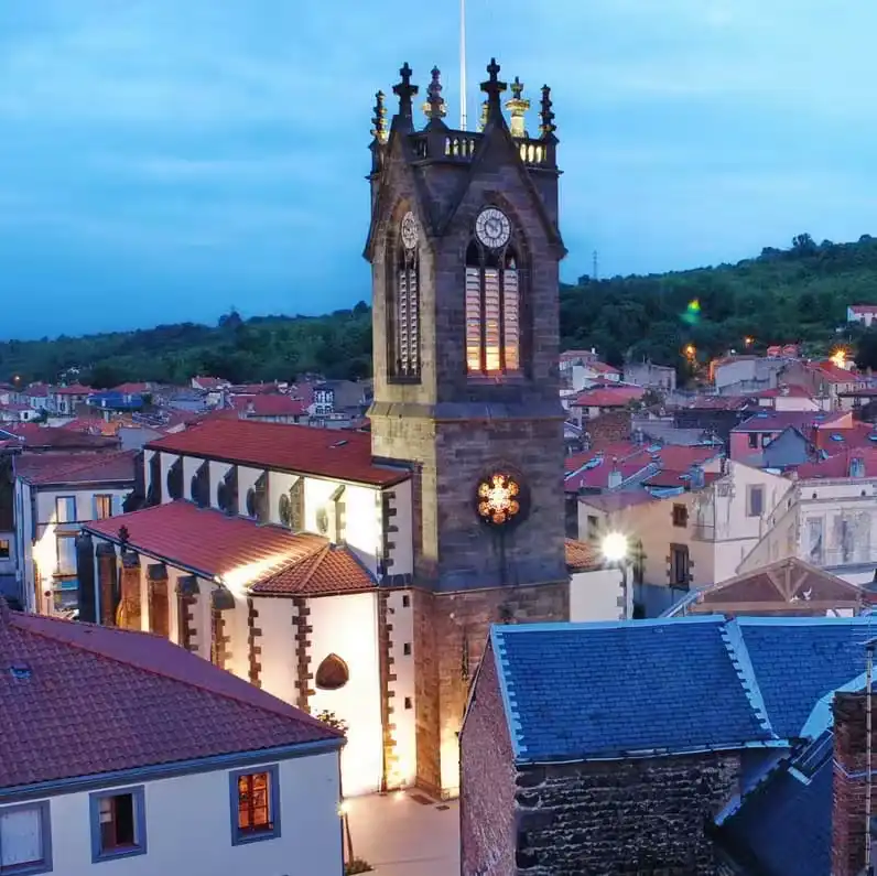 Église d’Aubière au crépuscule