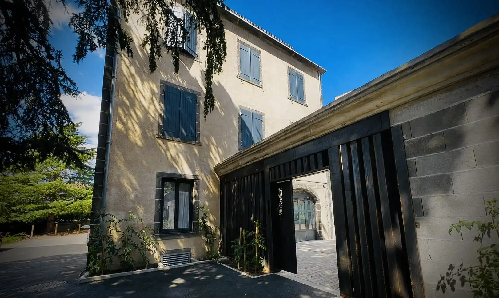 Entrée de la Villa Noëllet
